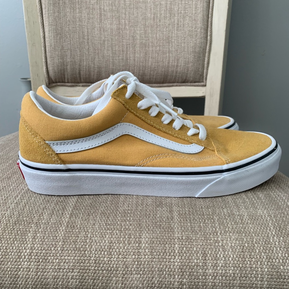 Womens size 7.5 Vans